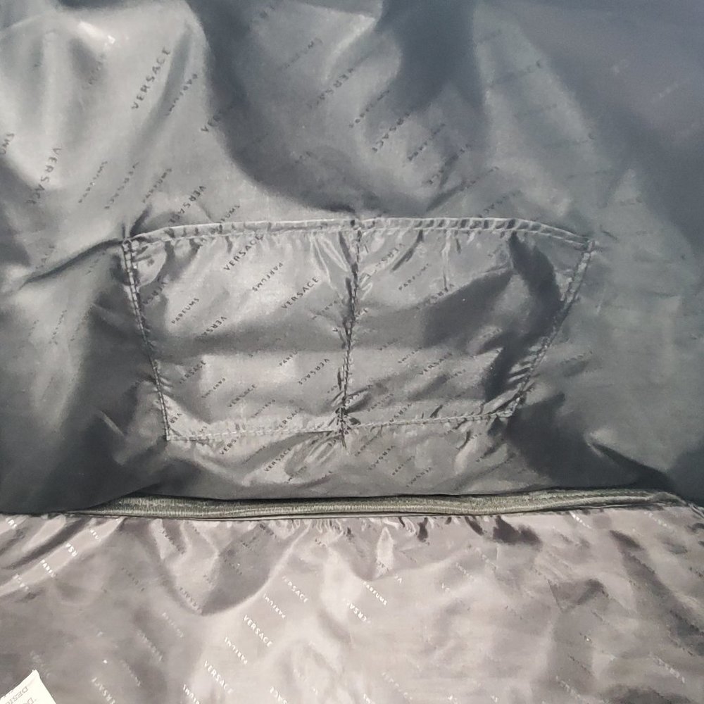 Versace Parfums Duffel Bag - NWOT - Picture 15 of 16